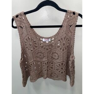 MoCo Boutique Women Taupe Brown Crochet Cotton Floral Medallion Crop Top Boho